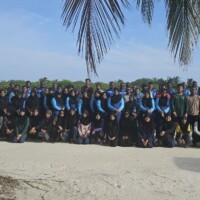 Thimarafushi Island citizens gathered for a photo