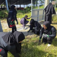 Thimarafushi council females working hard