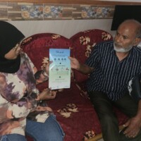 Thimarafushi MCEP survey team with old man